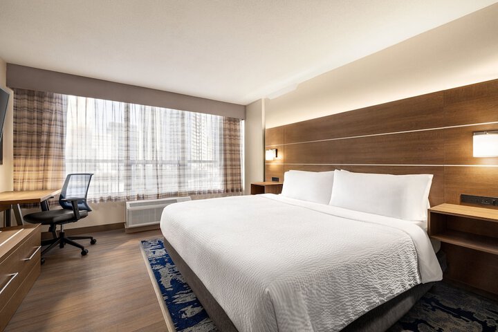 Room 34 of 58