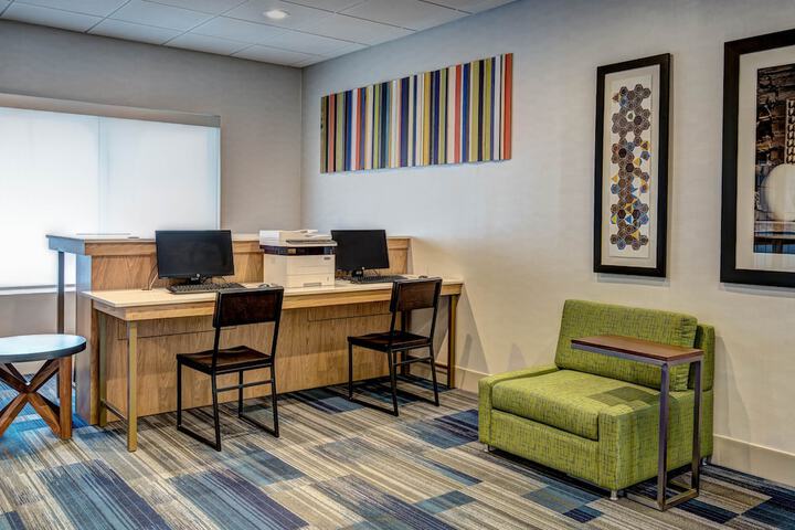Business Center 50 of 50