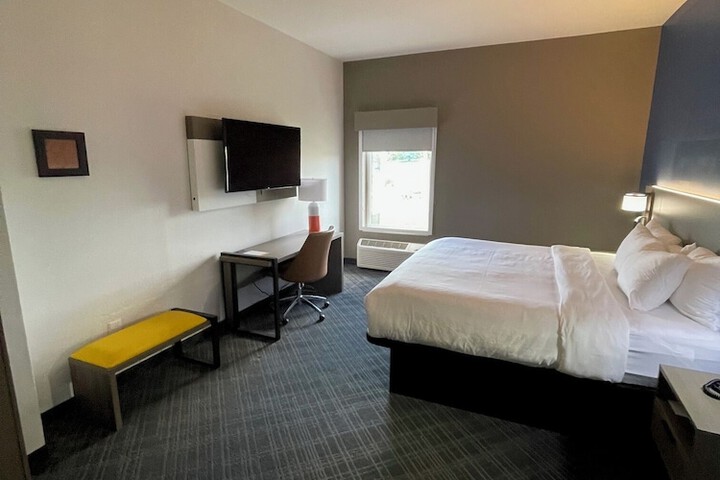 Room 20 of 29