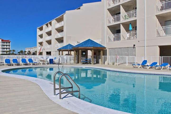 Pool 6 of 46