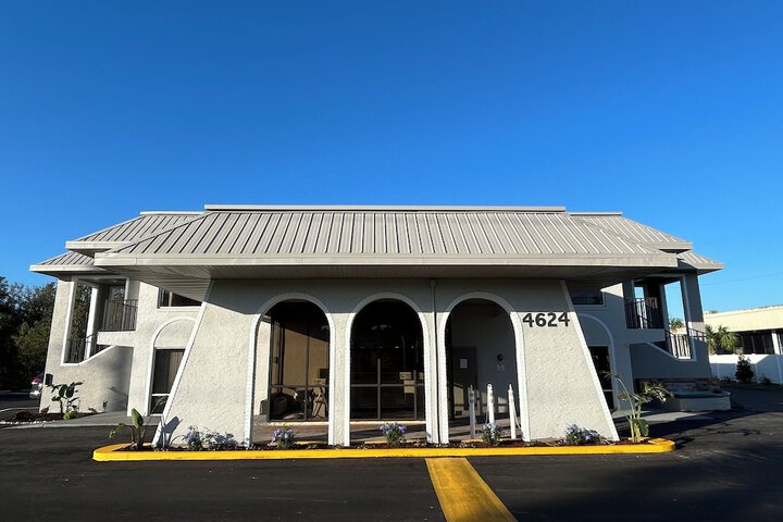 Hotel 8 of 32