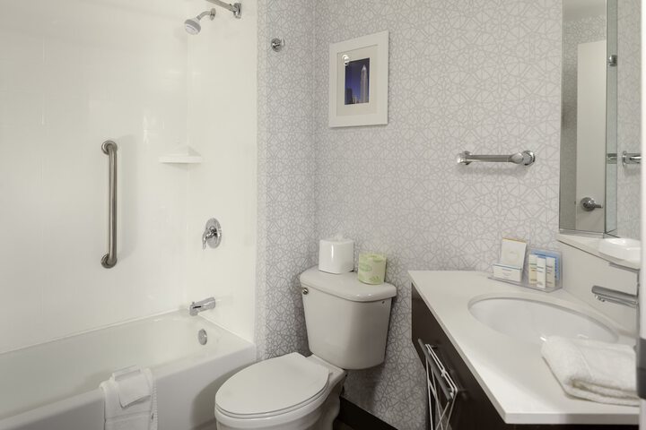 Hampton Inn & Suites Concord / Charlotte