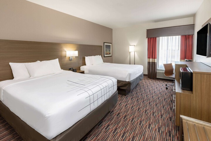 La Quinta Inn & Suites by Wyndham Wichita Falls - MSU Area