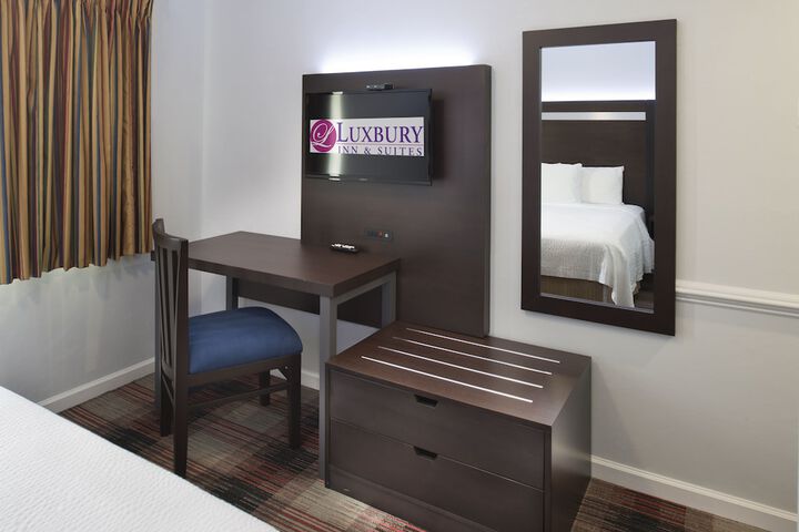 Room 19 of 38