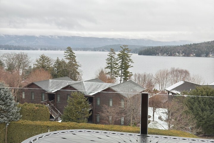 Lodges at Cresthaven