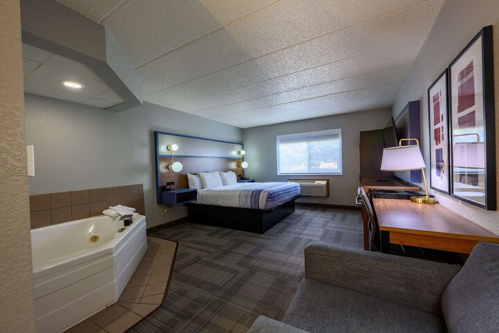 Room 30 of 72