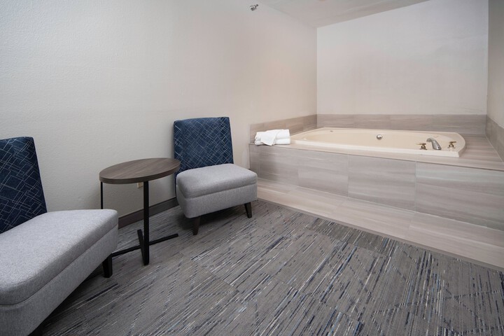 Holiday Inn Express Hotel & Suites Canyon by IHG