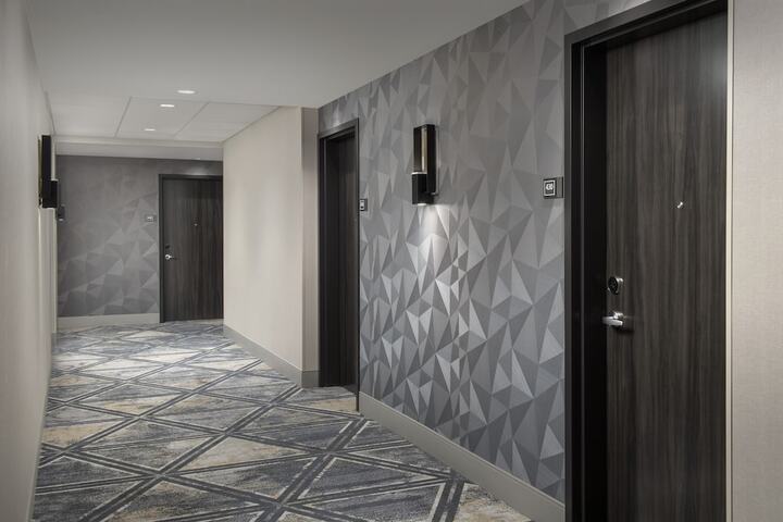 Ballroom/Hall 49 of 71