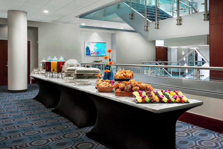 Courtyard by Marriott Boston-Cambridge