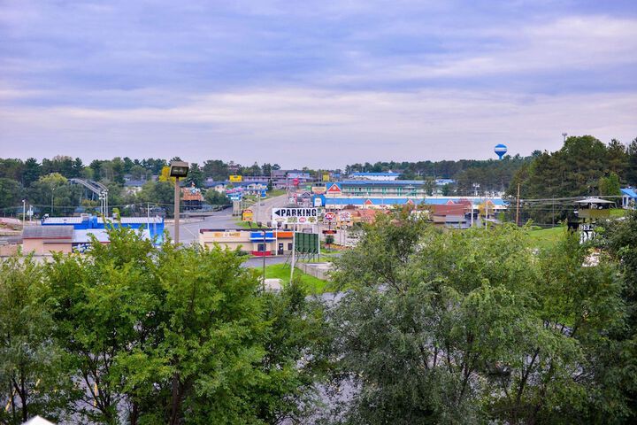Hotel View 133 of 134