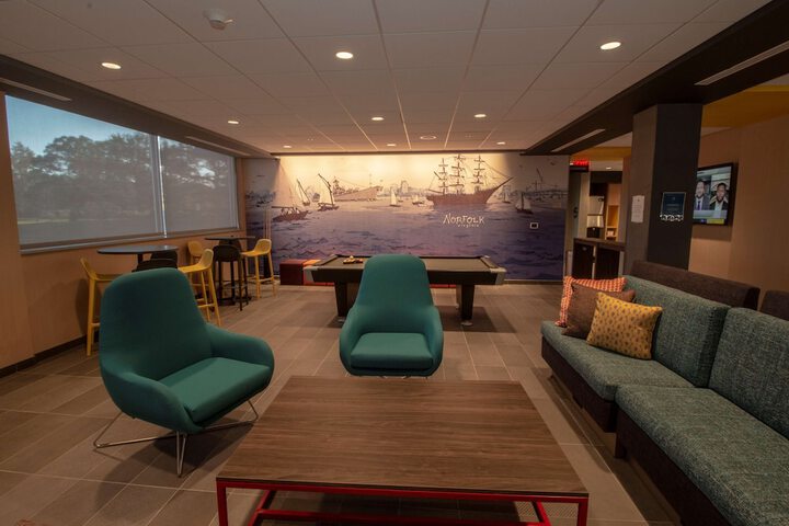 Tru by Hilton Norfolk Airport