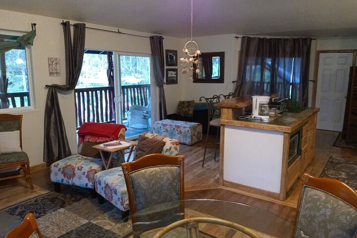 Aloha Crater Lodge