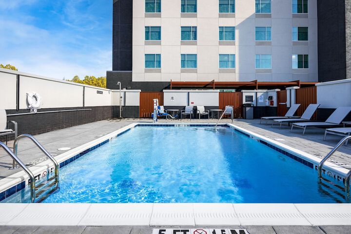 Pool 2 of 39