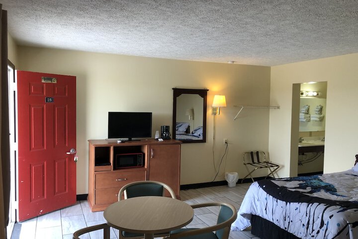 Room 29 of 36