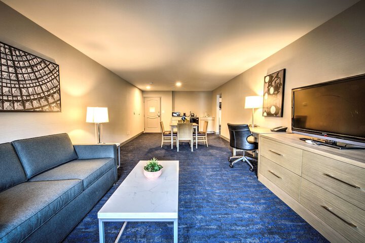 Room 18 of 35