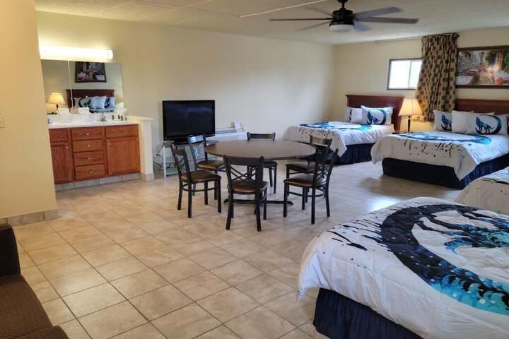 Room 48 of 63