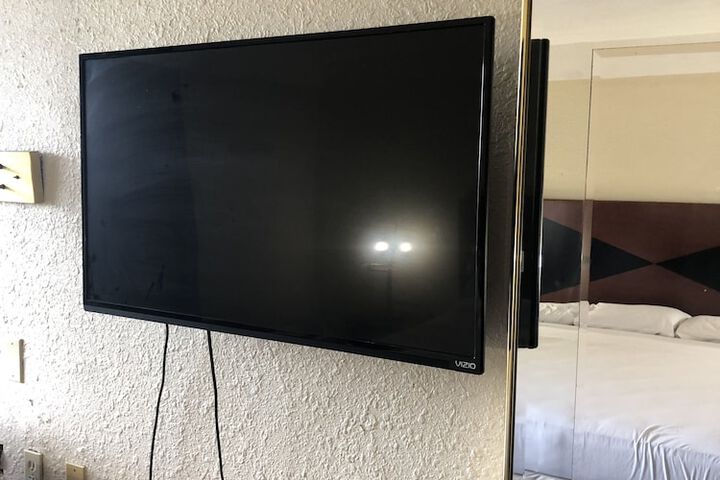 Room 20 of 29