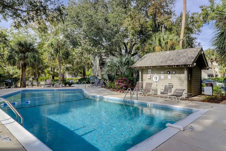 Pool 4 of 32