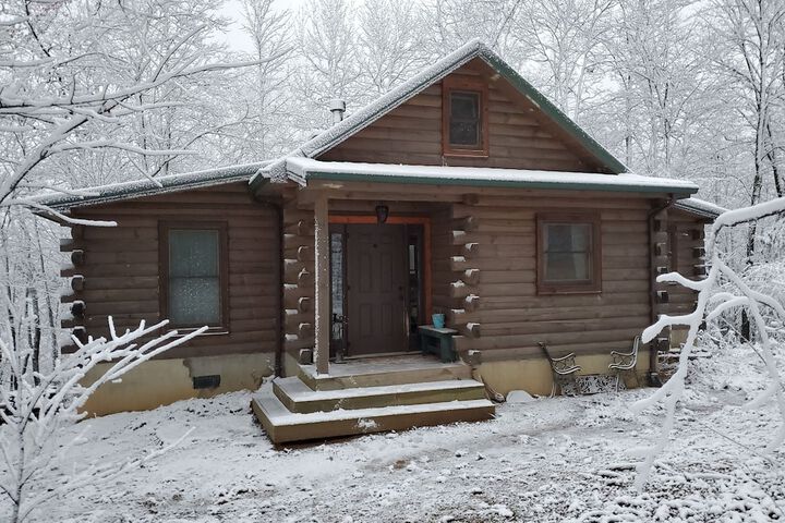 Smoky Mountain Lake View Cabin Bristol Tn