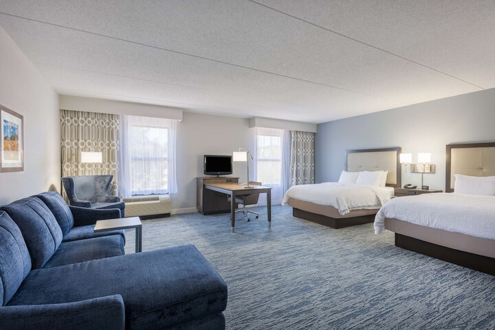 Room 10 of 51