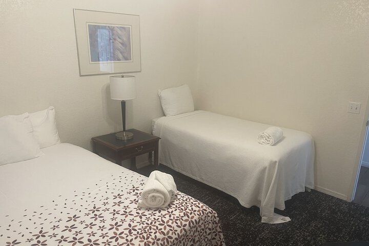 Room 123 of 143