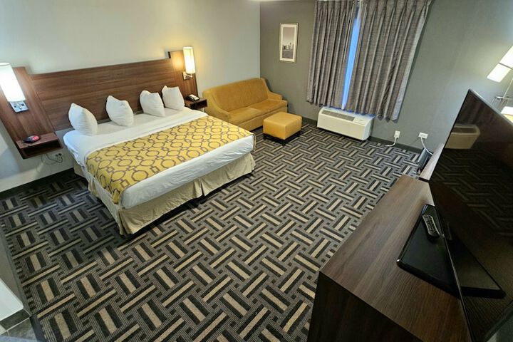 Room 35 of 44