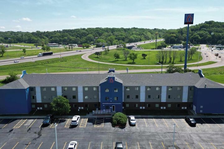 Motel 6 Caseyville IL - Caseyville Il
