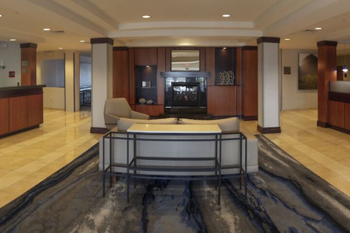 Hotel Interior 8 of 23