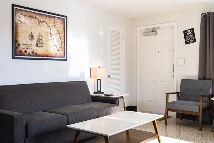 Room 90 of 110