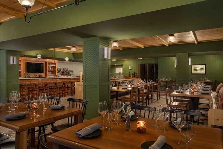 Grand Adirondack Hotel Lake Placid, a Tribute Portfolio Hotel