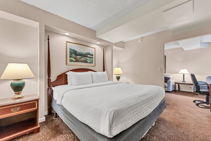 Buffalo Airport Hotel