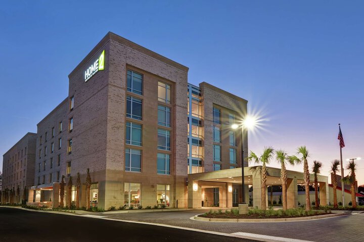 Hotel 5 of 45