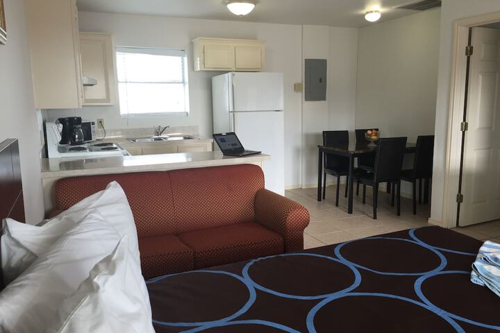 Room 18 of 41