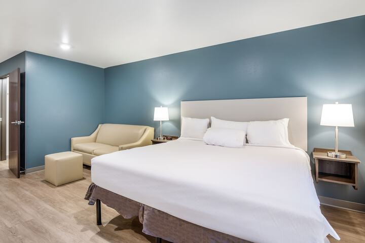 Room 18 of 22