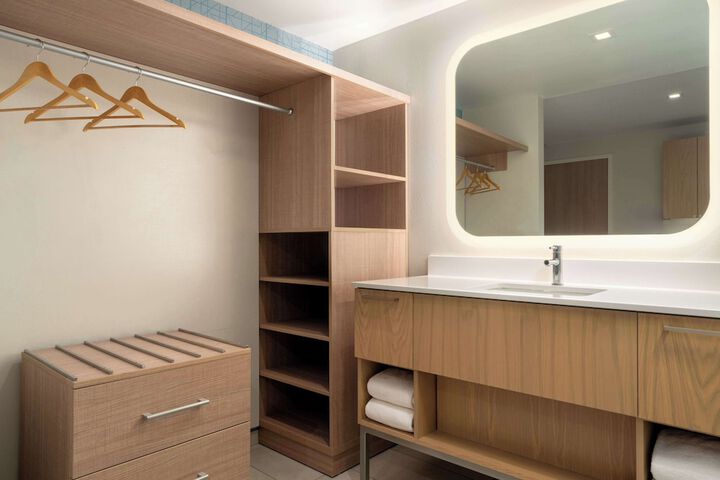 Room 20 of 56