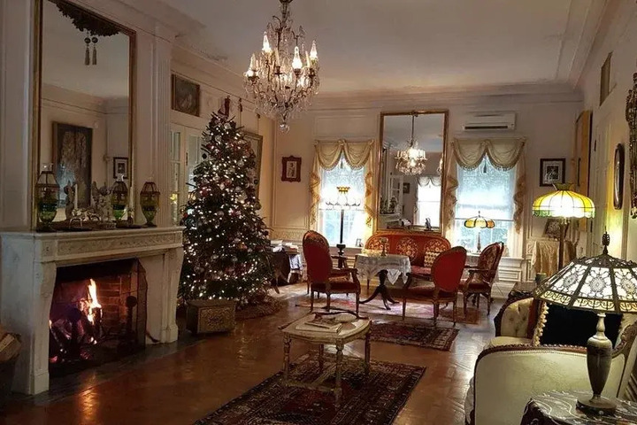MELANGE BED AND BREAKFAST
