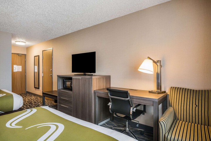 Room 17 of 41