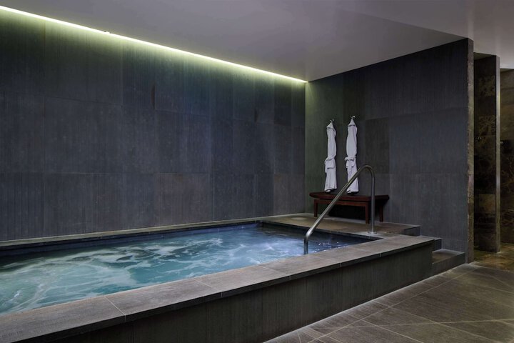 Spa 141 of 146