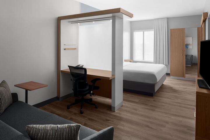 Room 20 of 32
