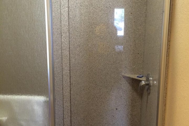 Room 10 of 19