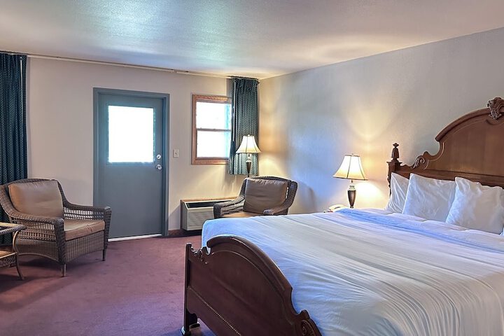 Room 14 of 27