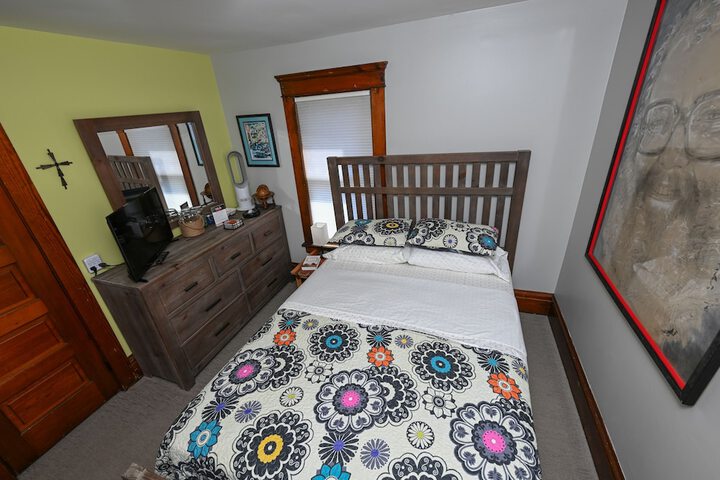 Room 114 of 276