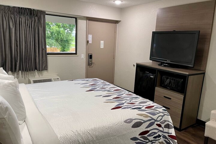 Room 19 of 34
