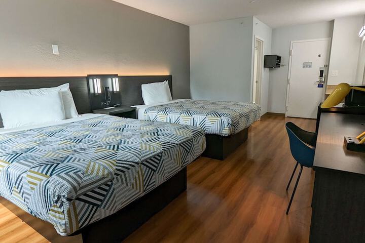 Room 22 of 27