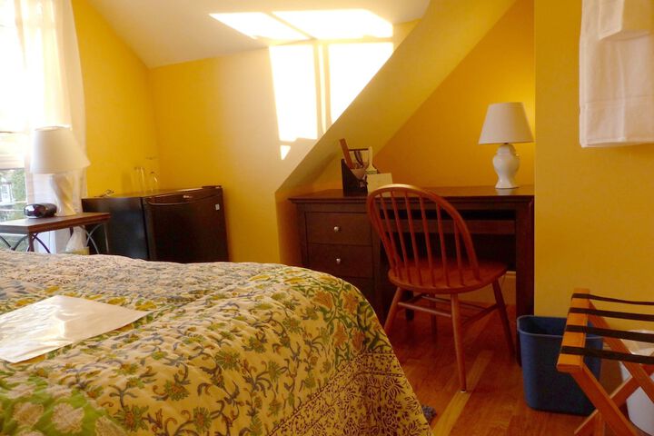 Davis Square Inn