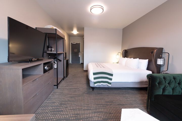 Oxford Suites Paso Robles