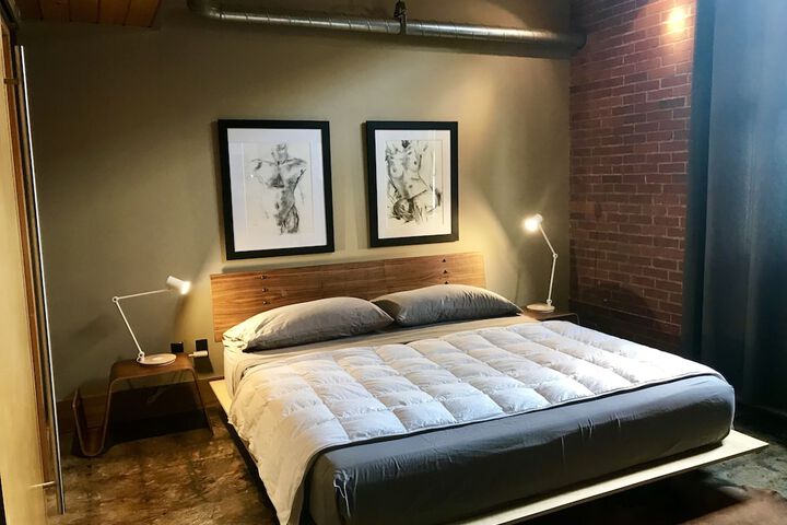 Room 25 of 38