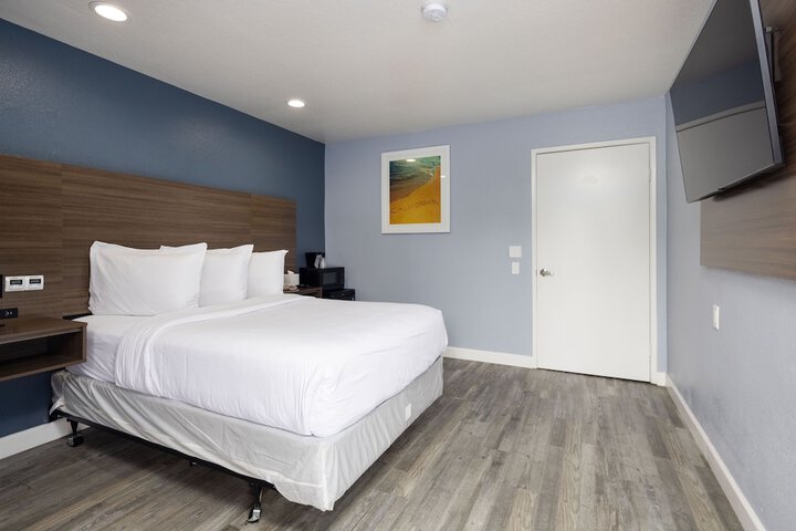 Days Inn by Wyndham Arroyo Grande / Pismo Beach