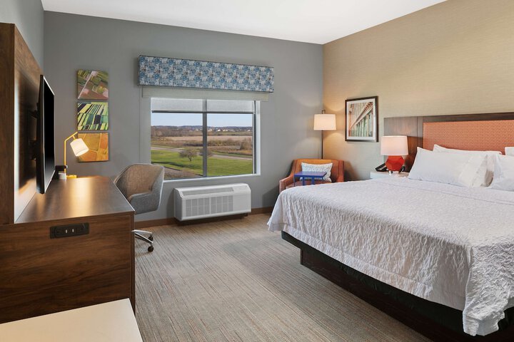Room 21 of 51