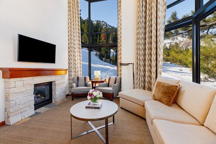 Everline Resort and Spa Lake Tahoe